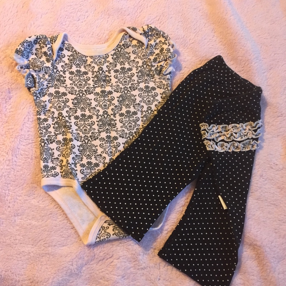 💕 Baby Girl Sz 9m Vitamins Baby Outfit 💕